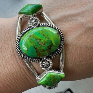 Dropdead Fabulous Native American Navajo Gaspeite Sterling Silver Bracelet Cuff